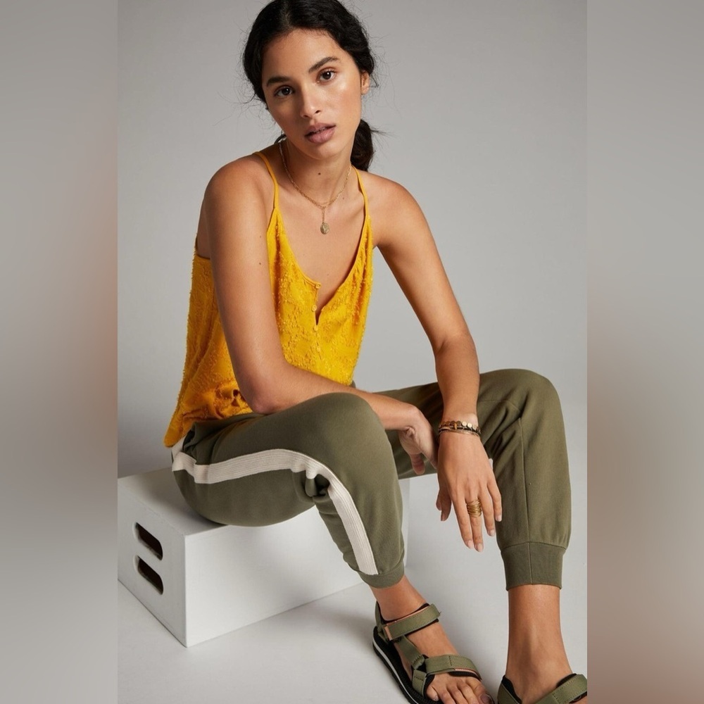 Athropologie yellow knit tank size M